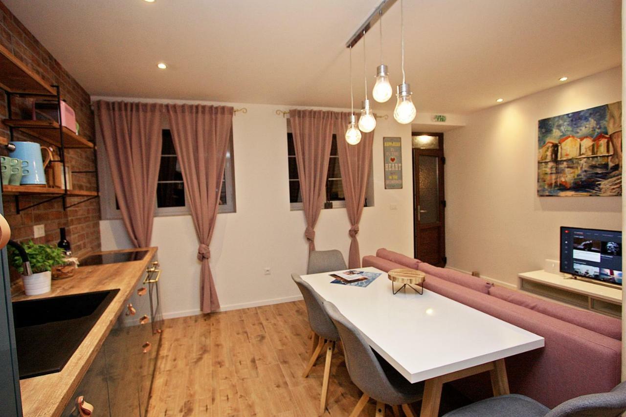 Apartman Michelangelo In The Centar Of スペタル エクステリア 写真