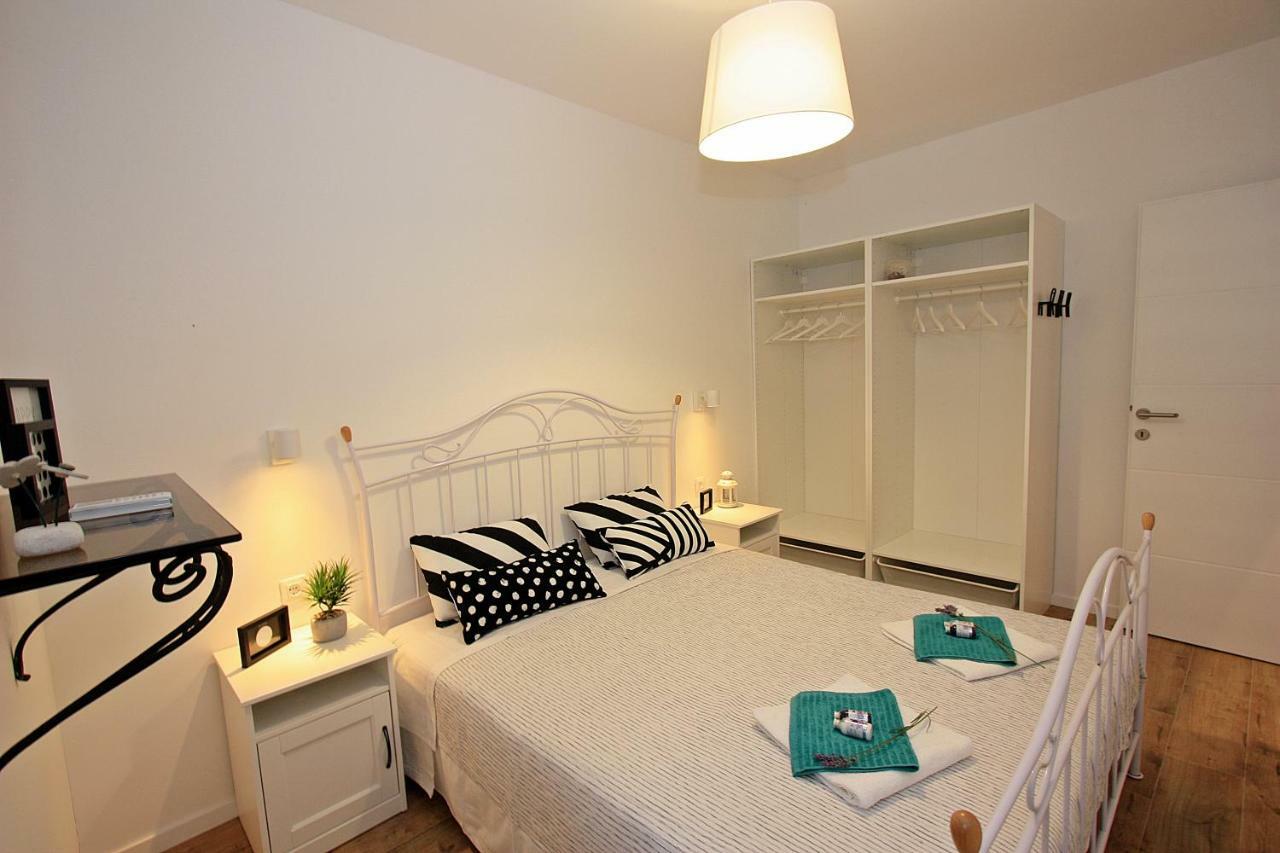 Apartman Michelangelo In The Centar Of スペタル エクステリア 写真